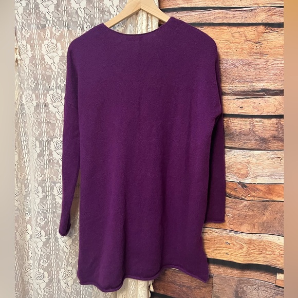 Eileen Fisher Deep Purple 100% Cashmere V-Neck Sweater with Pockets (104) - Picture 6 of 6